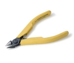 Lindström 8155 Medium Precision Ultra-Flush Cutter | Tapered Head | ESD-Safe Handles | AWG 32-16